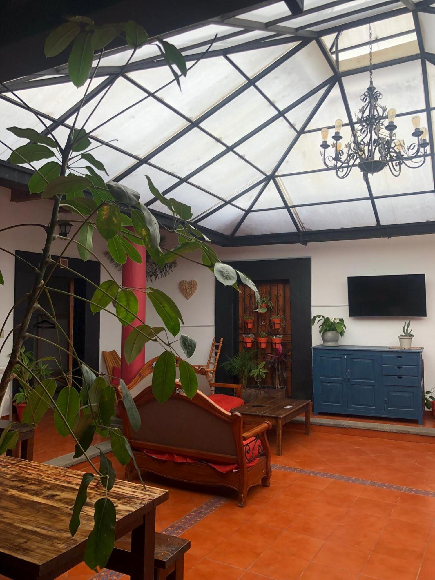 Hostal Casa Gaia ซานกริสโตบัล เด ลาสกาซาส ภายนอก รูปภาพ