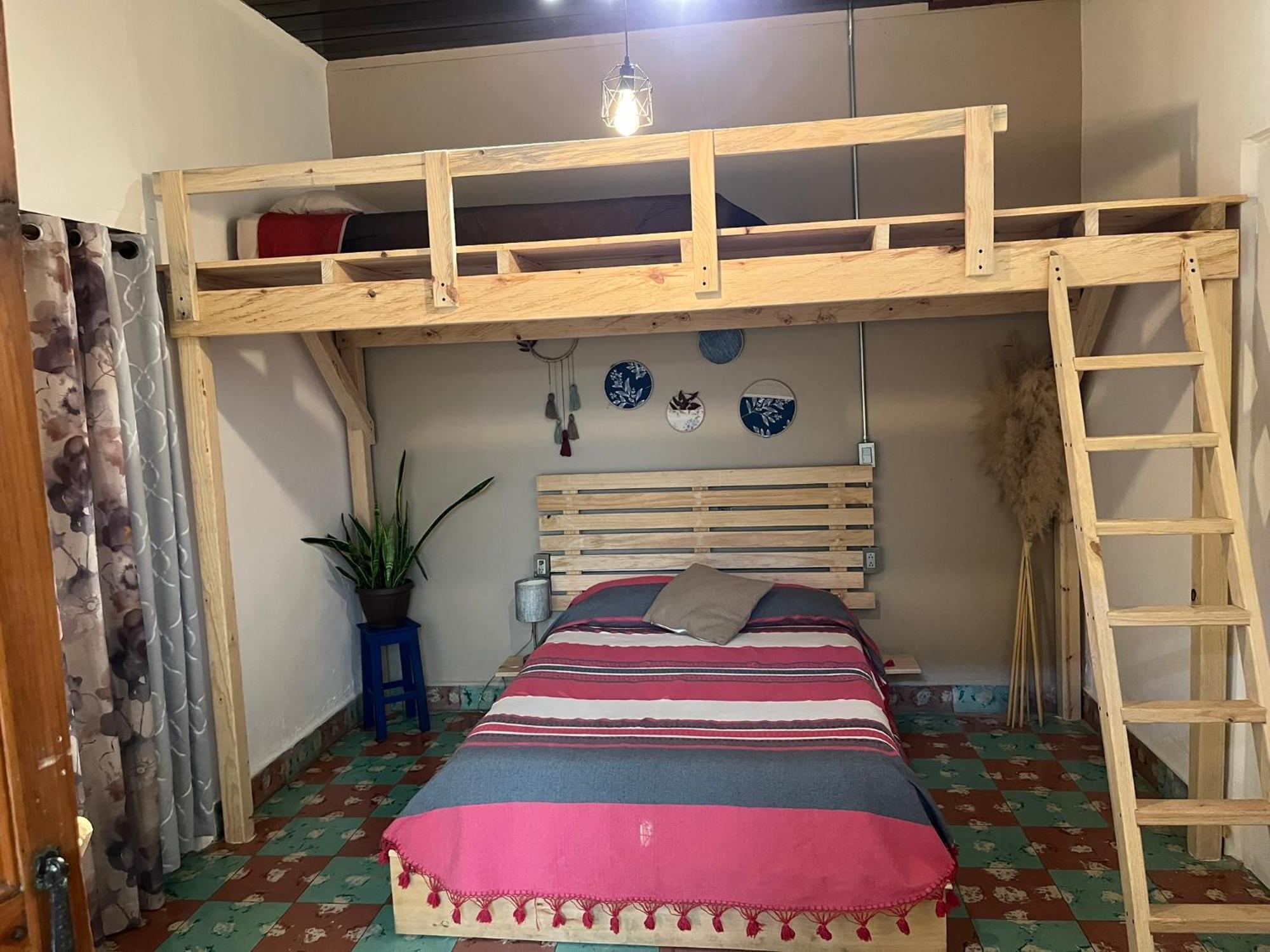 Hostal Casa Gaia ซานกริสโตบัล เด ลาสกาซาส ภายนอก รูปภาพ