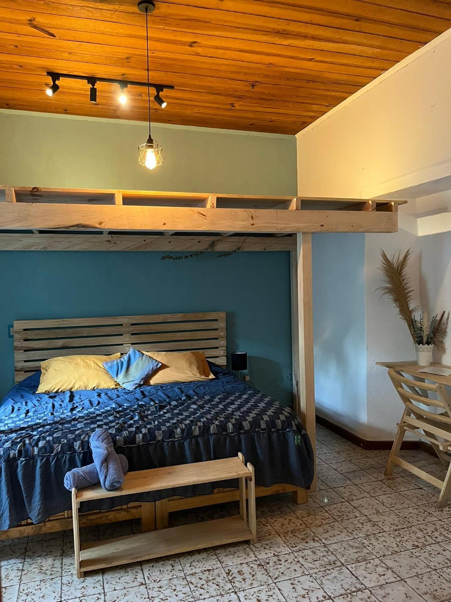 Hostal Casa Gaia ซานกริสโตบัล เด ลาสกาซาส ภายนอก รูปภาพ